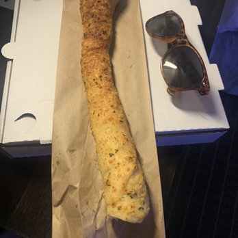 Gianni's Pizza - Bread Sticks - Italian Near Me - Monterey, California