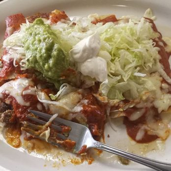 mi lindo cuernavaca - Four enchilada combo; dos con queso, dos con res... stick with the queso until they upgrade the beef. - Mexican Near Me - Bardstown, Kentucky