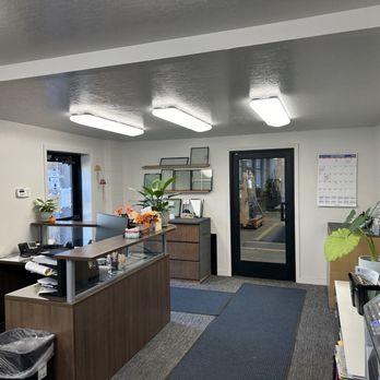 Franciscan Glass - Showroom - Glass & Mirrors Near Me - Mountain View, California