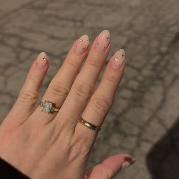 Lumera Nail Salon - Nail Salons Near Me - Chicago, Illinois Lumera Nail Salon - Nail Salons Near Me - Chicago, Illinois