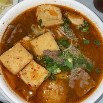 Loving Hut - Bun hue - Vegan Near Me - Elk Grove, California Loving Hut - Bun hue - Vegan Near Me - Elk Grove, California