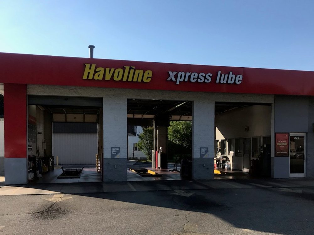 XPRESS LUBE ROXBORO Updated October 2024 225 N Madison Blvd