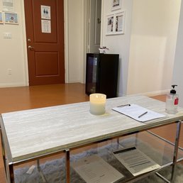 Entrance: waiting area Entrance: waiting area