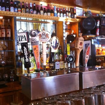 Four Moon Tavern - current rail as of 8/17/11 - American Near Me - Chicago, Illinois Four Moon Tavern - current rail as of 8/17/11 - American Near Me - Chicago, Illinois