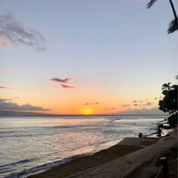 SpaWell Maui at Hyatt Regency Maui Resort - Sunset view - Hotels Near Me - Lahaina, Hawaii SpaWell Maui at Hyatt Regency Maui Resort - Sunset view - Hotels Near Me - Lahaina, Hawaii
