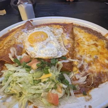 Popo's Fiesta Del Sol - Three cheese enchiladas and beans with over easy egg on top - Mexican Near Me - Goodyear, Arizona