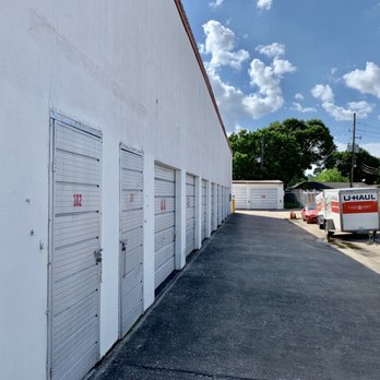 Storage Inn - Self Storage Near Me - Houston, Texas