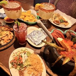 El Molcajete Cantina & Grill
