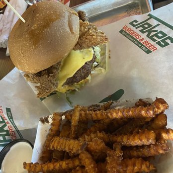 Jakes - Bars Near Me - Mansfield, Texas