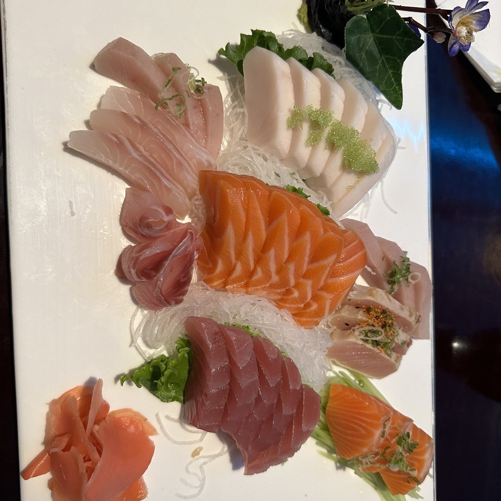 Sashimi 32 pieces Sashimi 32 pieces
