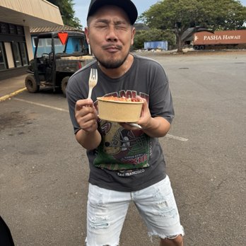 Waialua General Store - THE BEST I'VE HAD! - Convenience Stores Near Me - Waialua, Hawaii