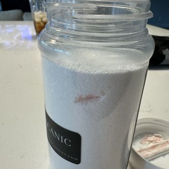 Mavwicks Fragrances - The paper seal was mixed in with the product - Candle Stores Near Me - Burleson, Texas