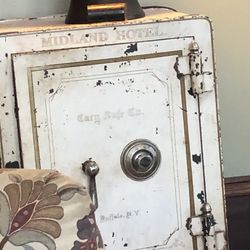 Midland Railroad Hotel & Restaurant - Old safe
