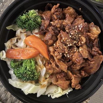 Seoul Bistro - Spicy Pork - Sushi Bars Near Me - Los Angeles, California Seoul Bistro - Spicy Pork - Sushi Bars Near Me - Los Angeles, California