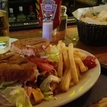 Blue Moon - Cafes Near Me - Uniontown, Pennsylvania