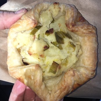 Baker and Cook - Gallete - Bakeries Near Me - Sonoma, California