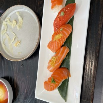 Bamboo Sushi - Salmon flight - Sushi Bars Near Me - San Ramon, California