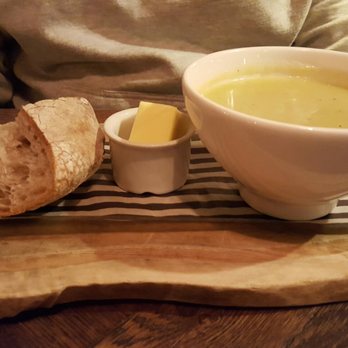 The Swan Inn - Potatoes and Leek soup - British Near Me - Broadway, WOR The Swan Inn - Potatoes and Leek soup - British Near Me - Broadway, WOR