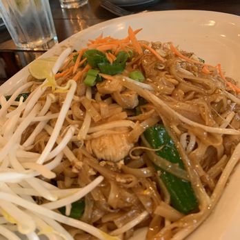 Thai Thani Restaurant - Pad Thai chicken - Thai Near Me - Walnut Creek, California Thai Thani Restaurant - Pad Thai chicken - Thai Near Me - Walnut Creek, California