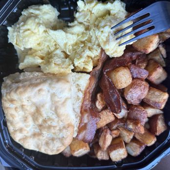 Hash House A Go Go - Basic - 2 Egg - New American Near Me - Orlando, Florida