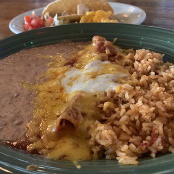 Zapata - Enchilada/taco lunch combo - Mexican Near Me - Texarkana, Arkansas Zapata - Enchilada/taco lunch combo - Mexican Near Me - Texarkana, Arkansas