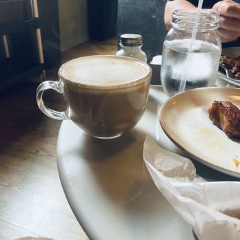 Sophie’s Cafe - Cafe' con letche - Cafes Near Me - Sebring, Florida