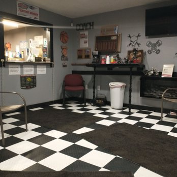 Waynes Auto Repair - Waiting Area - Auto Repair Near Me - Somerset, Kentucky Waynes Auto Repair - Waiting Area - Auto Repair Near Me - Somerset, Kentucky