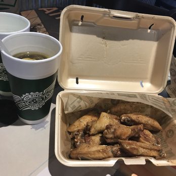 Wingstop - Chicken Wings Near Me - Philadelphia, Pennsylvania