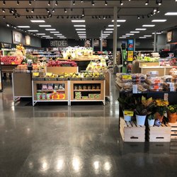 Market 32 By Price Chopper - Market 32 Albany NY. Smaller store, clean, well kept, and remodeled.