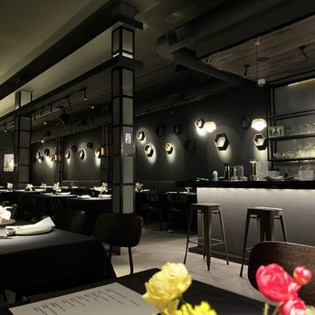JiangNan -- Philadelphia - Bar area & restaurant ambiance - Chinese Near Me - Philadelphia, Pennsylvania JiangNan -- Philadelphia - Bar area & restaurant ambiance - Chinese Near Me - Philadelphia, Pennsylvania