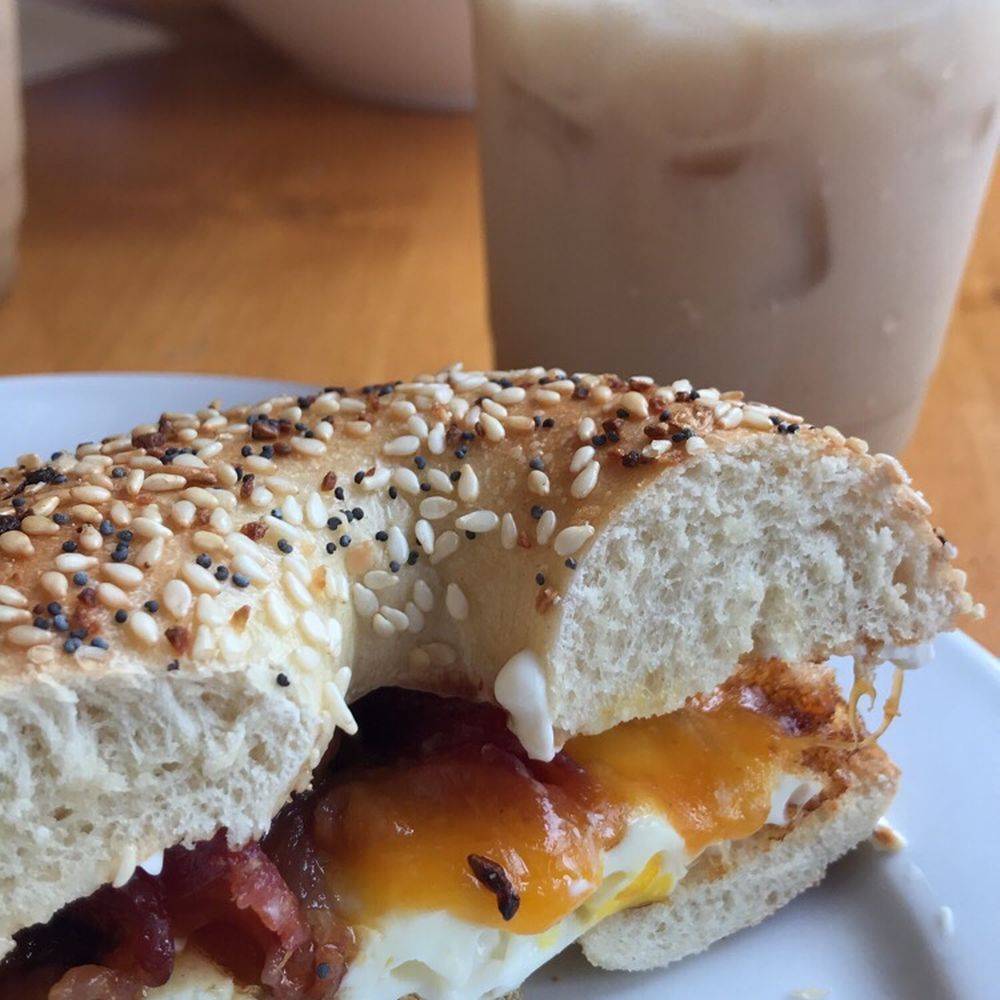11 Degrees North - Coffee & Tea Near Me - Chicago, Illinois