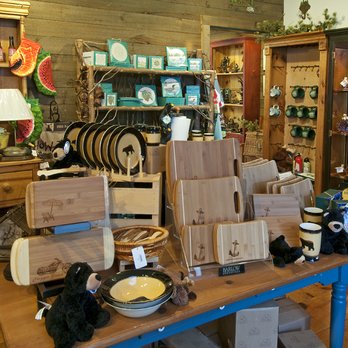 Mill Falls Marketplace - Great Northern Trading Company. - Shopping Centers Near Me - Meredith, New Hampshire