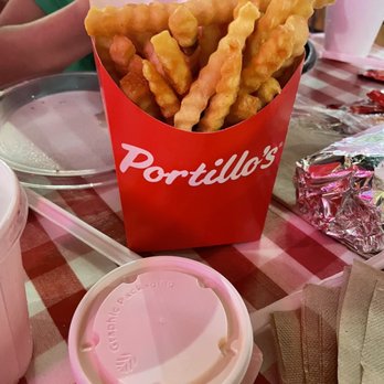 Portillo's & Barnelli's Schaumburg - Hot Dogs Near Me - Schaumburg, Illinois Portillo's & Barnelli's Schaumburg - Hot Dogs Near Me - Schaumburg, Illinois