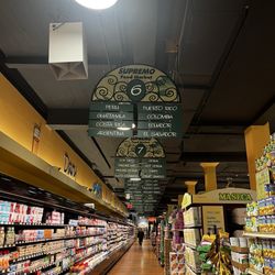 Supremo Food Market