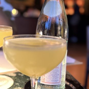 Orilla Bar & Grill - Cocktail Bars Near Me - Miami Beach, Florida