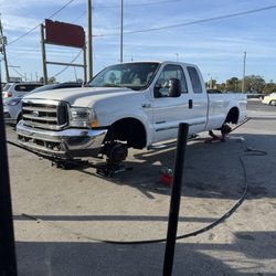 Tom's Tires