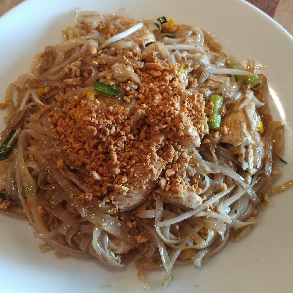 Bangkok 54 - Pad Thai with chicken at Bangkok 54 - Thai Near Me - Chapel Hill, North Carolina