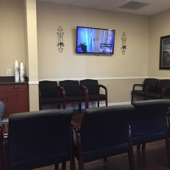 Grove Advanced Imaging - The waiting room was two thirds full just 15 minutes ago. These folks move fast! - Diagnostic Imaging Near Me - Rancho Cucamonga, California Grove Advanced Imaging - The waiting room was two thirds full just 15 minutes ago. These folks move fast! - Diagnostic Imaging Near Me - Rancho Cucamonga, California