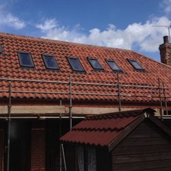 R Girdham Roofing