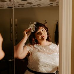 Blush & Brush Beauty Bar