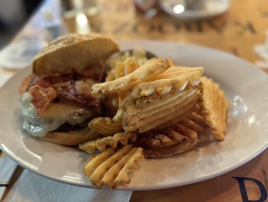 Kabooz's Bar & Grill