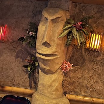 Island Bar & Grill - Inside decor - Sports Bars Near Me - Las Vegas, Nevada Island Bar & Grill - Inside decor - Sports Bars Near Me - Las Vegas, Nevada