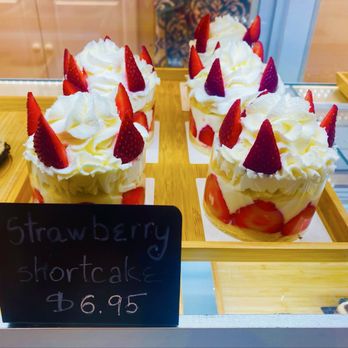 Choux-Venue Bakery Cafe - "Strawberry Shortcake" berry delicious OuiOui :)... - Bubble Tea Near Me - Clearwater, Florida Choux-Venue Bakery Cafe - "Strawberry Shortcake" berry delicious OuiOui :)... - Bubble Tea Near Me - Clearwater, Florida
