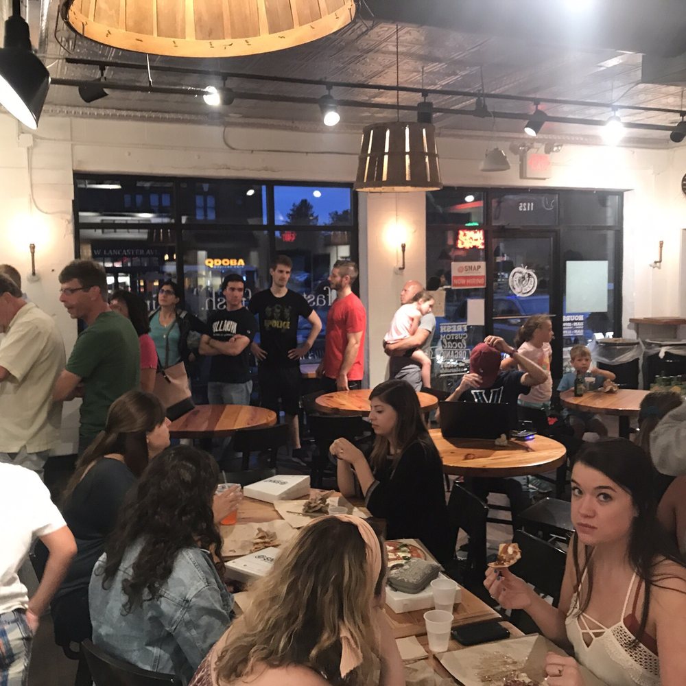 Snap Custom Pizza - Full house on a Friday night - Pizza Near Me - Bryn Mawr, Pennsylvania Snap Custom Pizza - Full house on a Friday night - Pizza Near Me - Bryn Mawr, Pennsylvania