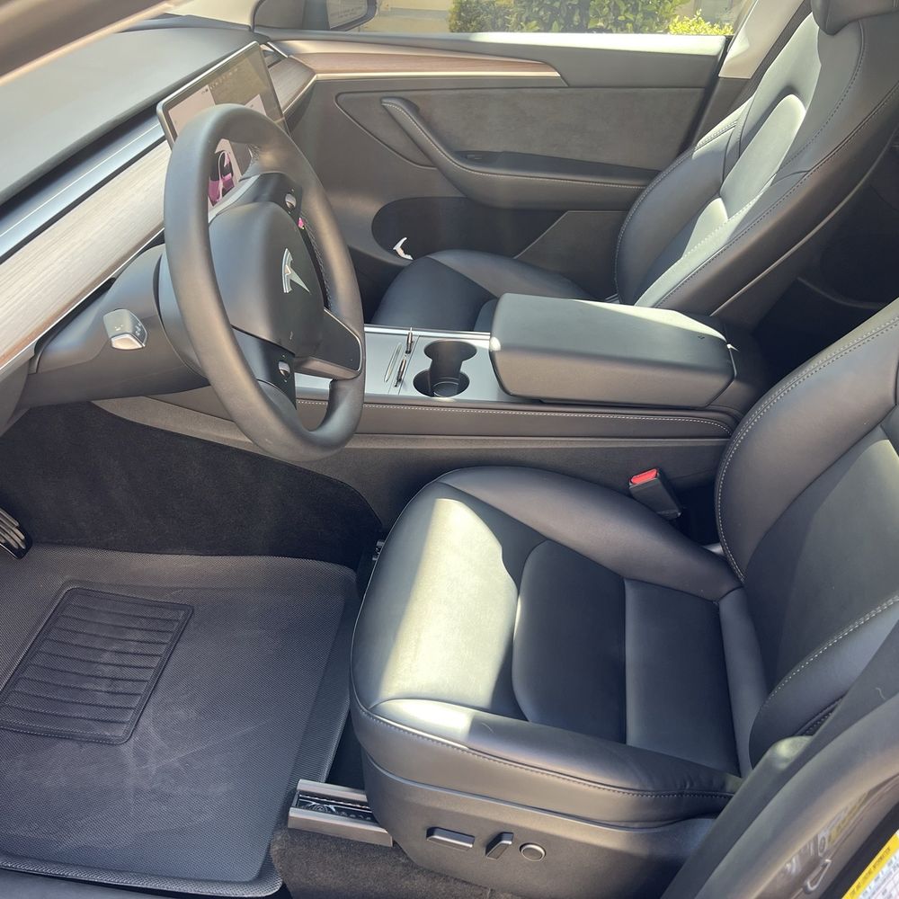 Rey Is Mobile - Auto Detailing Near Me - Riverside, California Rey Is Mobile - Auto Detailing Near Me - Riverside, California
