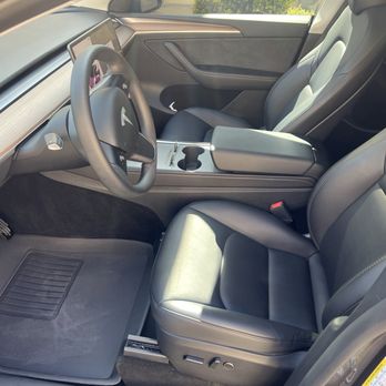 Rey Is Mobile - Auto Detailing Near Me - Riverside, California Rey Is Mobile - Auto Detailing Near Me - Riverside, California