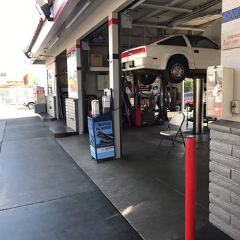 Beverly 76 - Gas Stations Near Me - Los Angeles, California