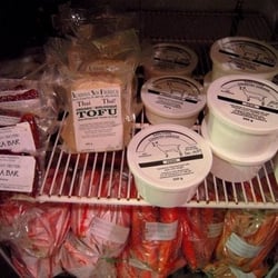 The Grainery Food Co-op Ltd - Local goat dairy products, tofu, produce and snacks.