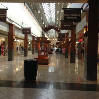 West Oaks Mall - Shopping Centers Near Me - Houston, Texas West Oaks Mall - Shopping Centers Near Me - Houston, Texas