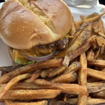 Smokin’ Buns - Double cheeseburger with fries - Burgers Near Me - West, Texas Smokin’ Buns - Double cheeseburger with fries - Burgers Near Me - West, Texas
